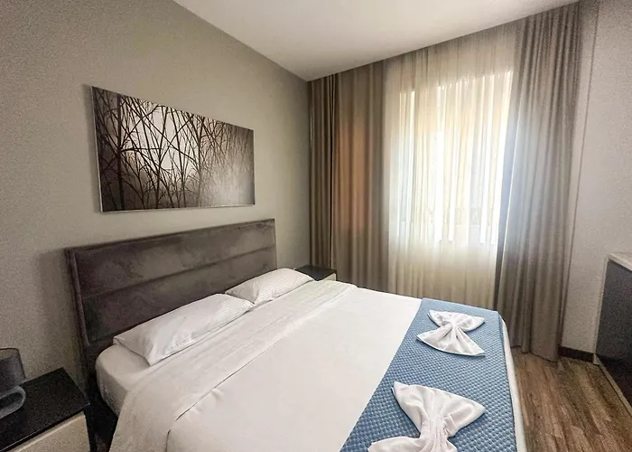 Old Bazaar 여관 티라나