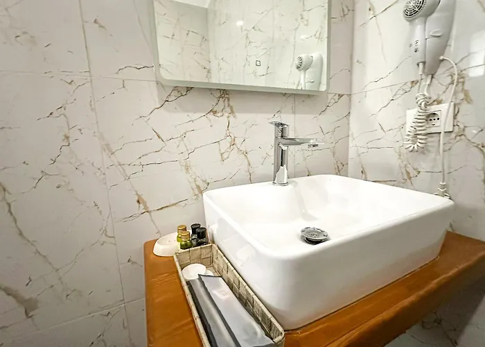 Old Bazaar אורחן